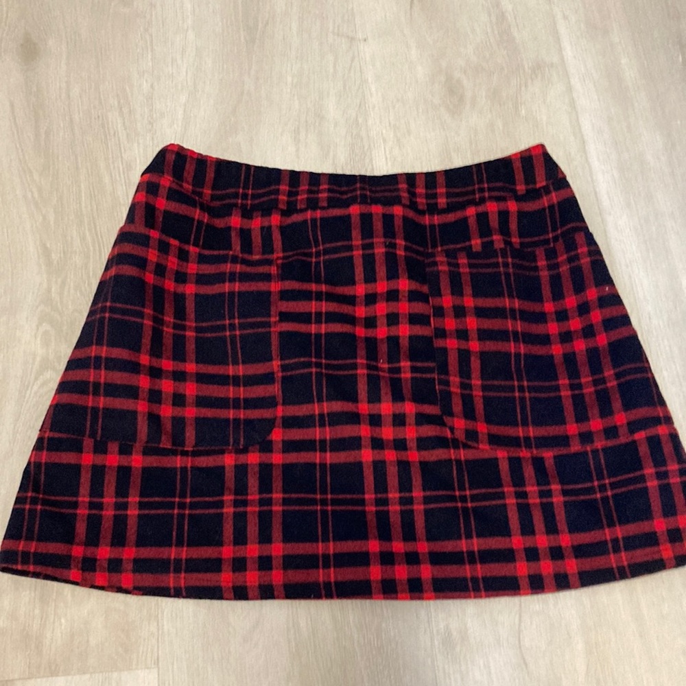 Mini skirt, plaid, red and black